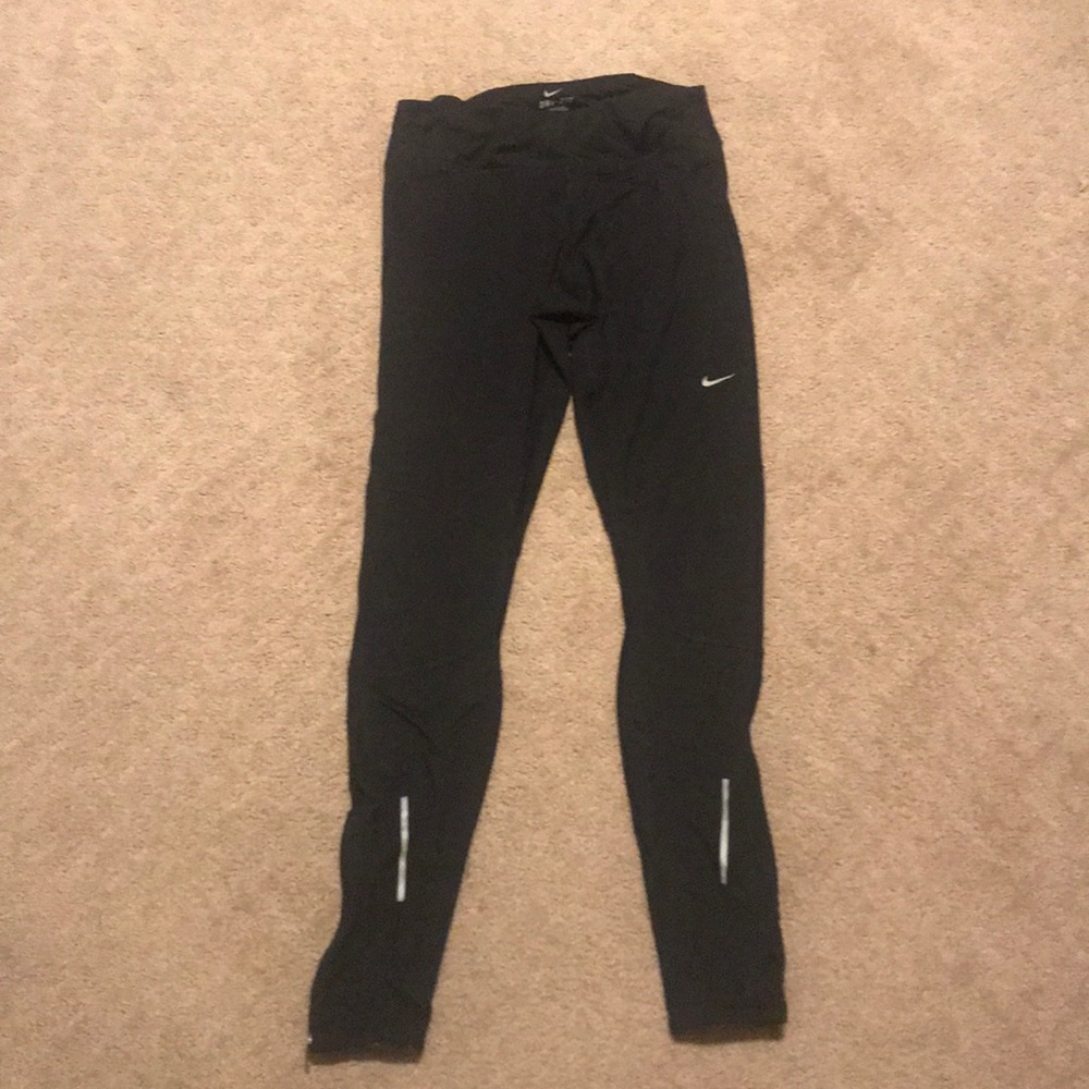 nike athletic leggings